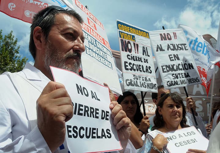 Los docentes rechazaron una oferta del 15% del gobierno porteño