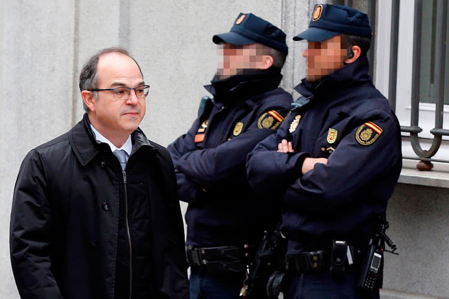 Candidato presidencial de Cataluña queda en prisión preventiva junto a otras cuatro autoridades
