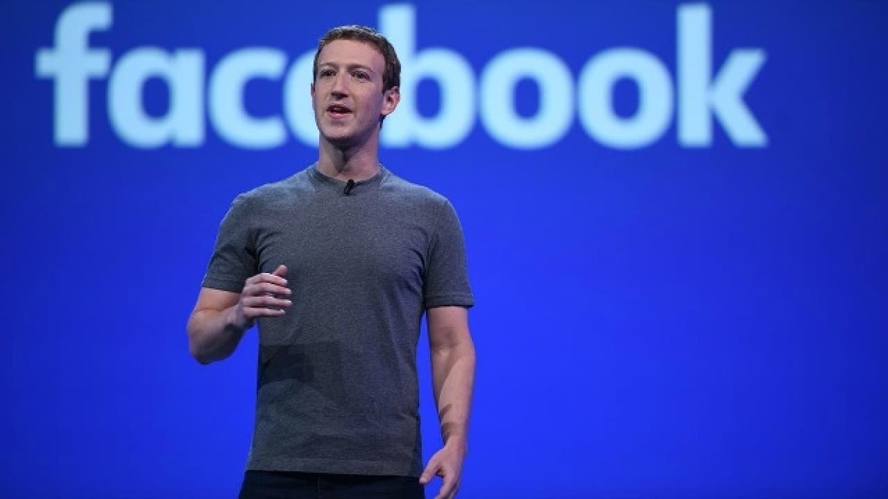 La crisis de Facebook: Mark Zuckerberg no comparecerá ante el Parlamento británico