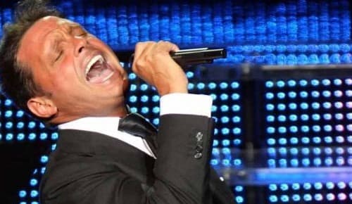 Un doble de Luis Miguel aseguró que lo reemplazó en un show