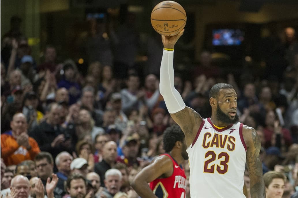 NBA: LeBron James consiguió superar otro histórico récord de Michael Jordan