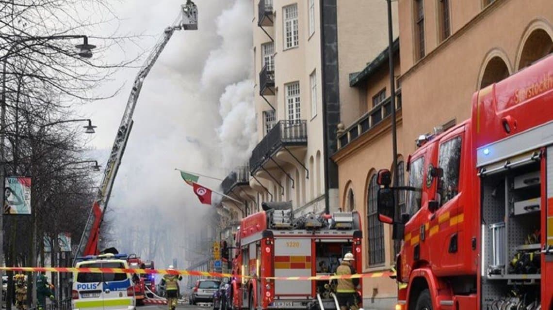 Un incendio en la embajada argentina en Suecia dejó 14 heridos