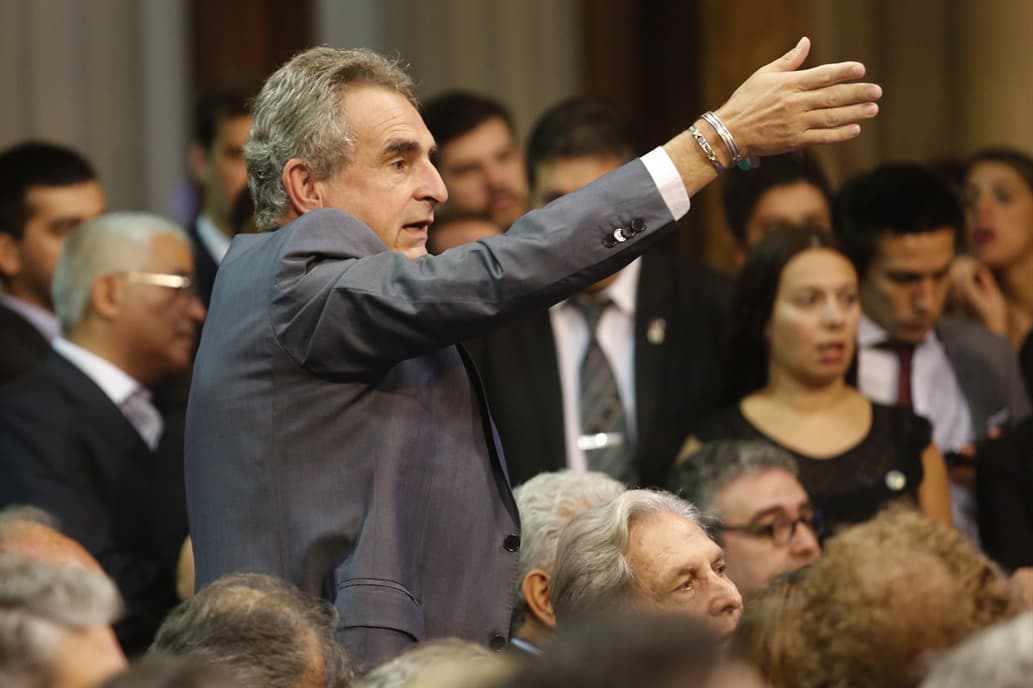 Rossi cruzó a Caputo: «Las cuentas offshore serán legales, pero es un hecho de corrupción»