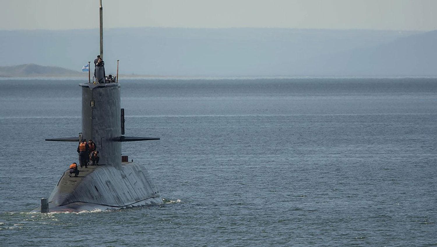 Hallaron una radiobaliza que podría ser del ARA San Juan