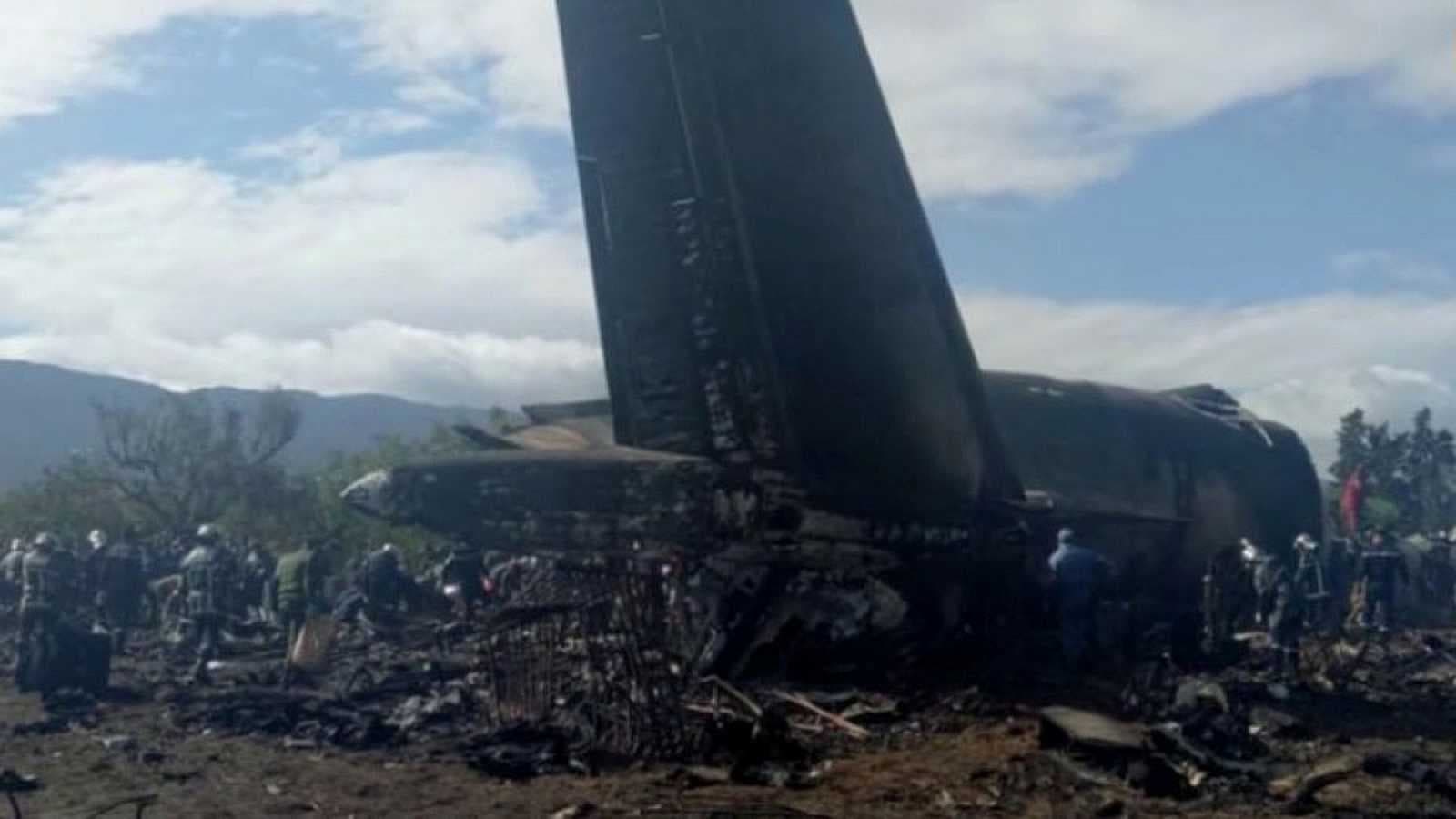 Catástrofe aérea en Argelia: se estrelló un avión y hay al menos 257 muertos