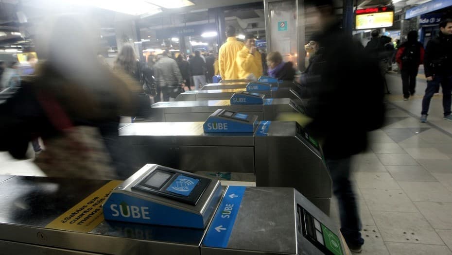 Los metrodelegados anuncian medidas de fuerza para lunes y martes