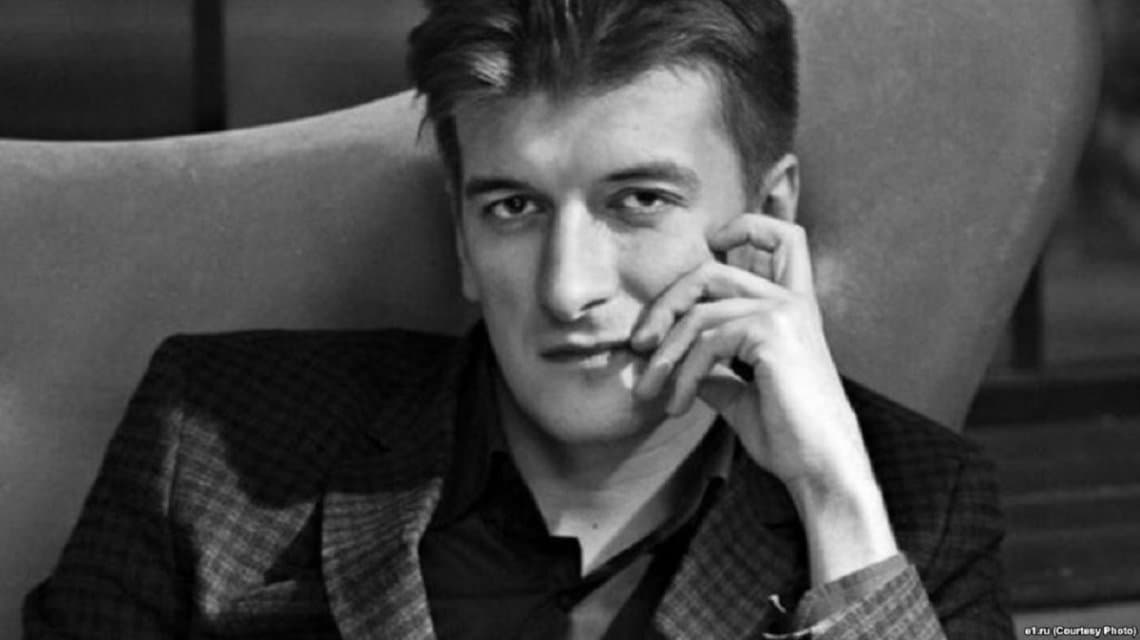 Rusia: misterio por la muerte de un periodista ruso que cayó de un quinto piso