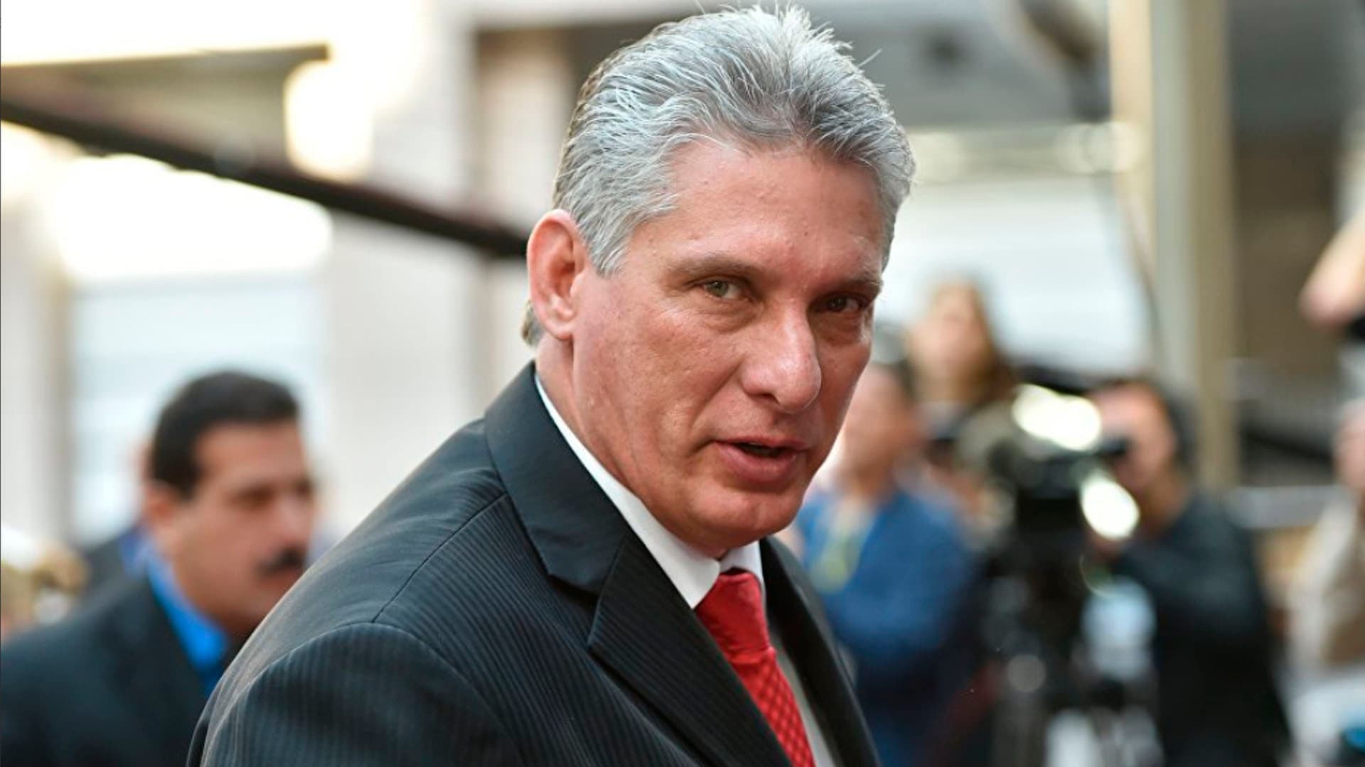 Fin de una era en Cuba: Raúl Castro cede el mando a Miguel Díaz-Canel