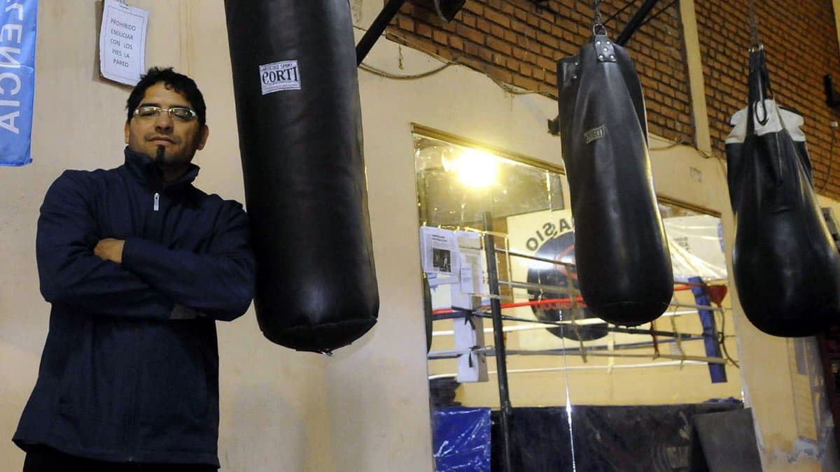 Detuvieron al hijo del ex boxeador Pablo Chacón por asaltar colectivos