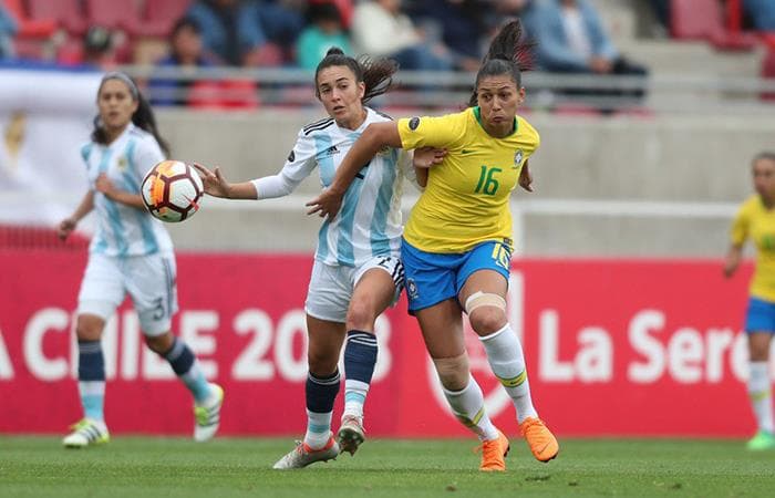 Selección femenina de fútbol: Argentina perdió el clásico ante Brasil por la Copa América