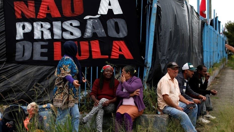 Lula sugiere al PT que elija otro candidato a presidente