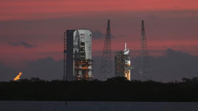 La cápsula Orion amerizó en el Pacífico
