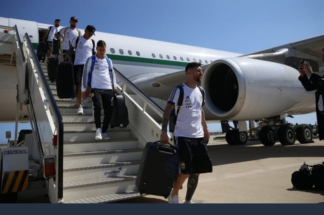 La selección argentina llegó a Barcelona, su primera escala antes del Mundial Rusia 2018