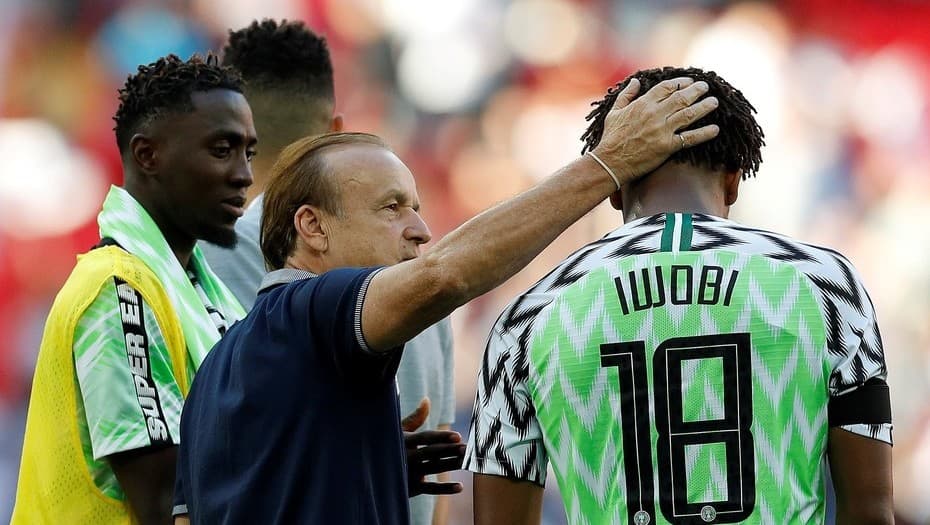 Nigeria, rival del Argentina, cayó en Wembley y su goleador se fue con una molestia