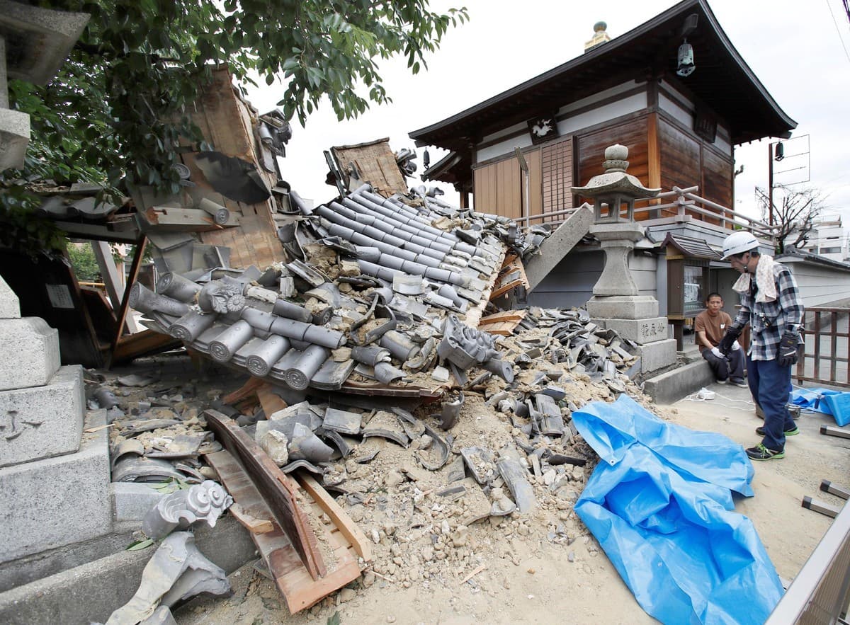 Un fuerte terremoto de 6,1 grados dejó al menos tres muertos y 210 heridos en Japón