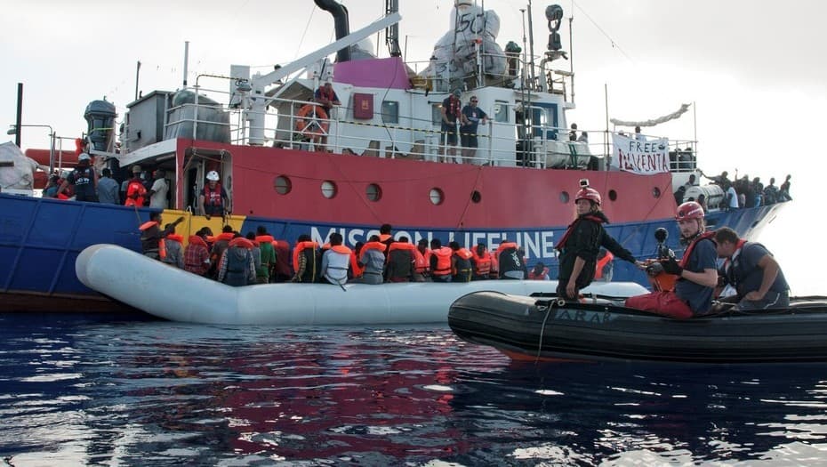 Sin salida, la Unión Europea se reúne de urgencia por la crisis migratoria