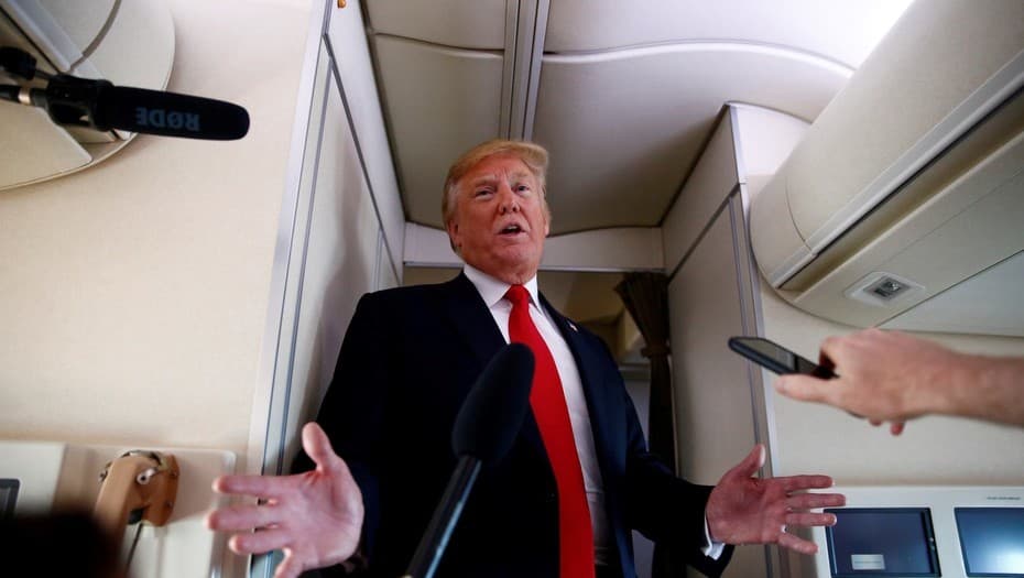 Un comediante dice que burló a la Casa Blanca y habló por teléfono con Donald Trump