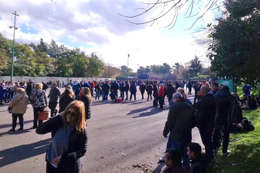 Cavalieri encabeza la asamblea para ser reelecto a pesar de un freno judicial