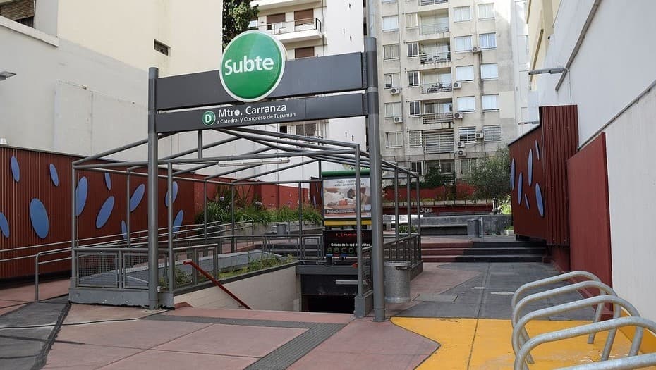 La estación Carranza del subte D, más cerca de llamarse Miguel Abuelo