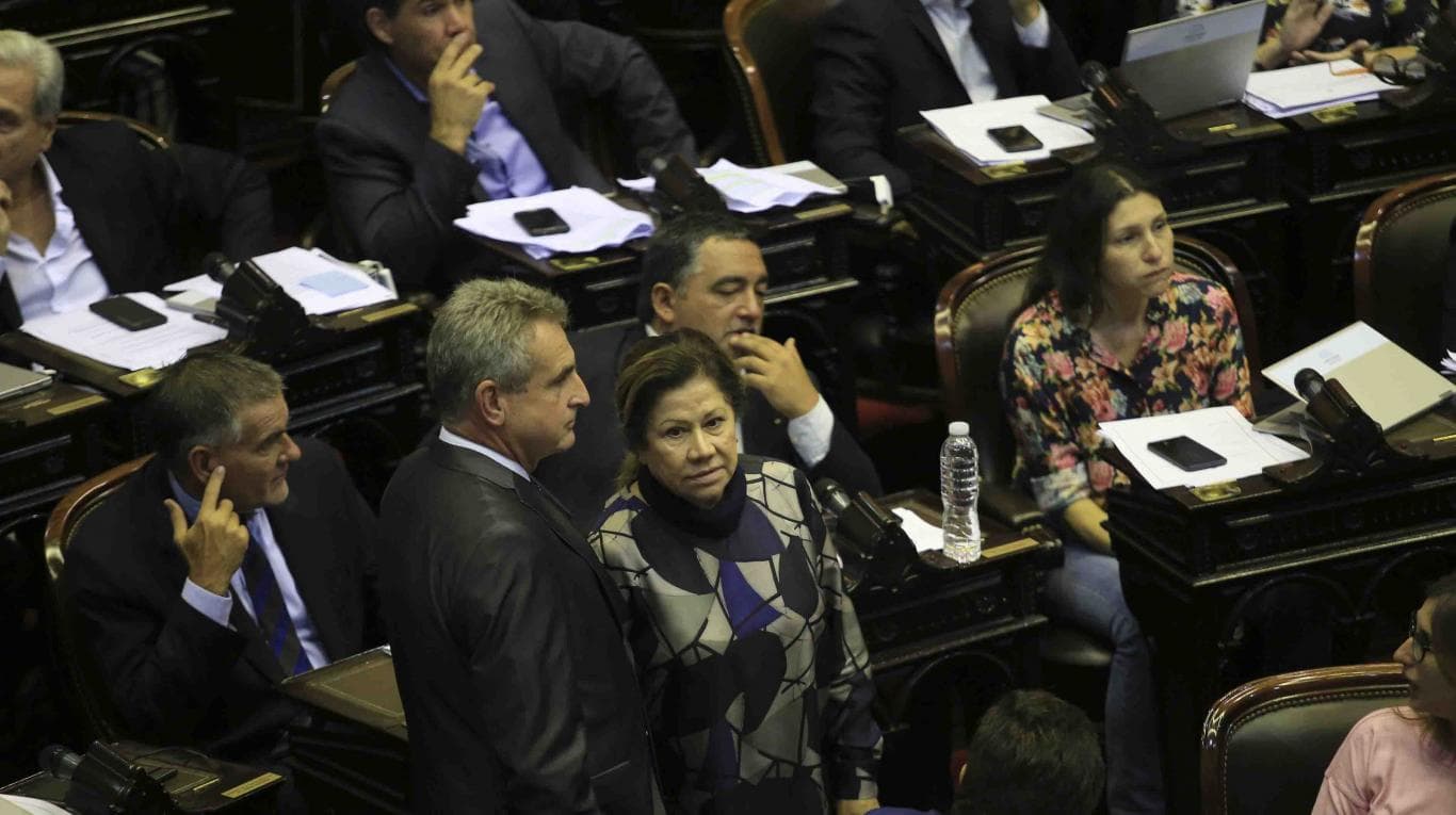 Opositores y referentes de Derechos Humanos criticaron los cambios en las Fuerzas Armadas
