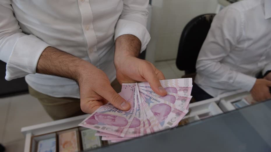 Donald Trump amenaza a Turquía y la lira turca vuelve a caer con fuerza