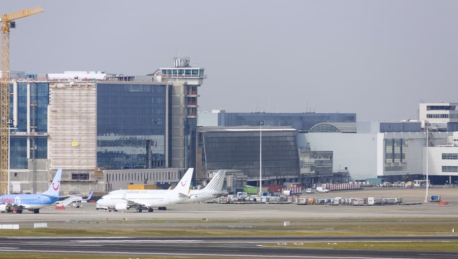 Desactivan una bomba de la Segunda Guerra Mundial en el aeropuerto de Bruselas