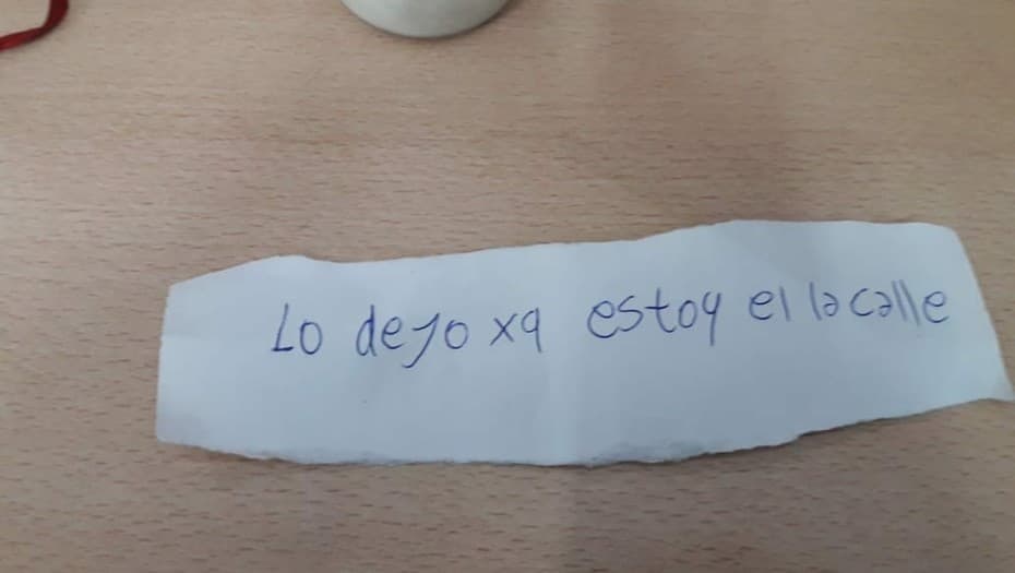 El bebé abandonado: «Cuando fuimos a detenerla, la madre estaba tomando sol», dijo el comisario