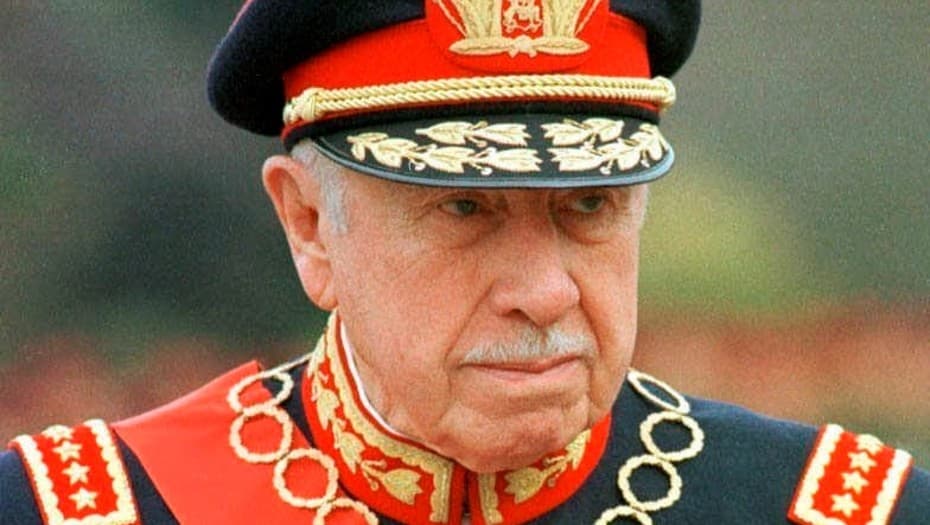 Un tribunal chileno incautó toda la fortuna del ex dictador Augusto Pinochet