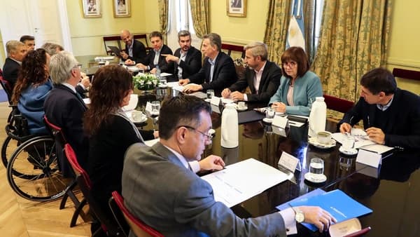 El Gobierno aseguró que no le molesta la misa que la Iglesia hizo con el sindicalismo: «La sociedad decidirá a quién apoya»