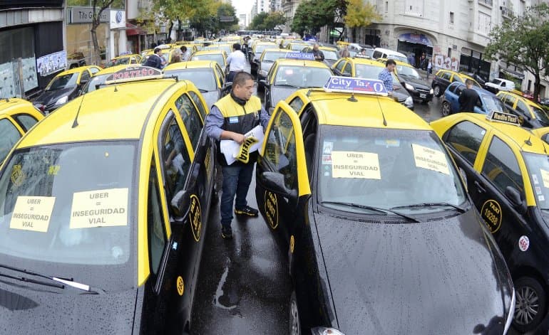 Larreta avanza con todo contra Uber y cualquier transporte ilegal