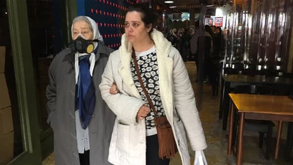 La máscara antigás de Hebe de Bonafini
