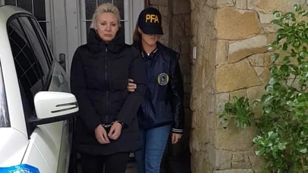 La causa de los cuadernos de las coimas podría sumar una arrepentida