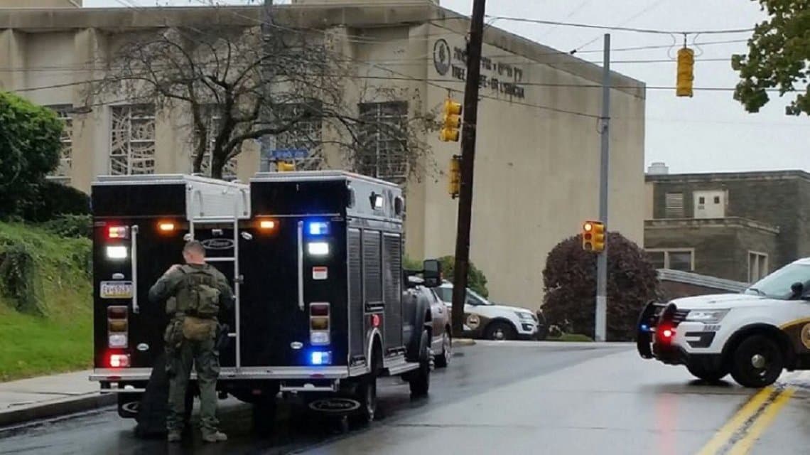 Tensión en EE.UU.: al menos ocho muertos por un tiroteo en una sinagoga de Pittsburgh