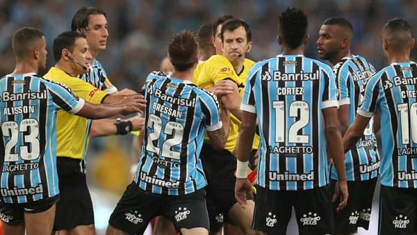Oficial: Gremio reclamó ante Conmebol los puntos del partido ante River