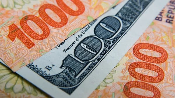 El dólar en la City finaliza octubre con fuerte tendencia en baja
