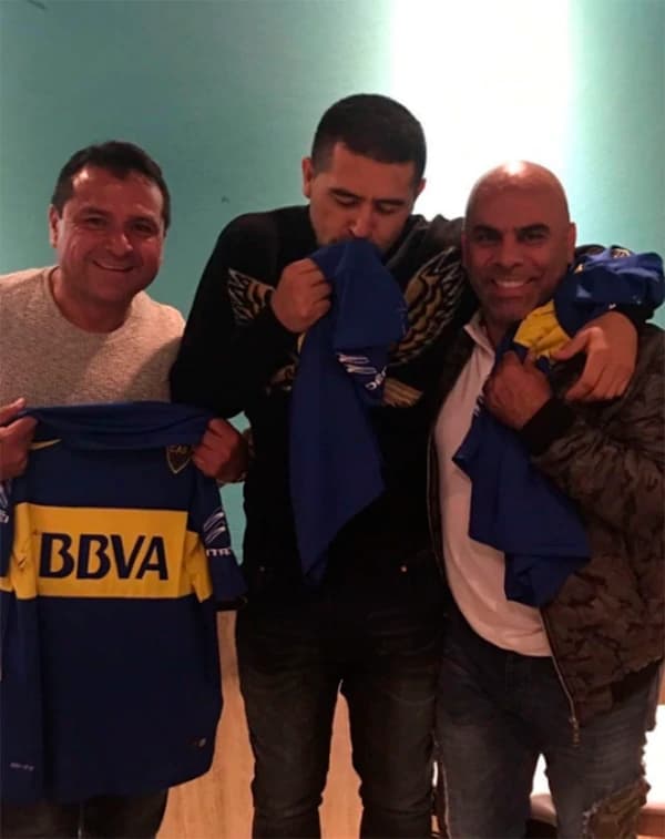 La propuesta del «Chelo» Delgado a Juan Román Riquelme que ilusiona a los hinchas de Boca de cara a la Superfinal contra River