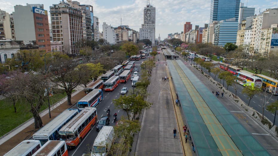 Quieren sacarles la habilitación a los micros escolares que lleven piqueteros