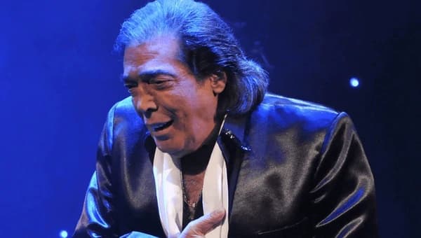 Desvalijaron la casa de Cacho Castaña en Olivos, mientras el cantante está internado en una clínica porteña