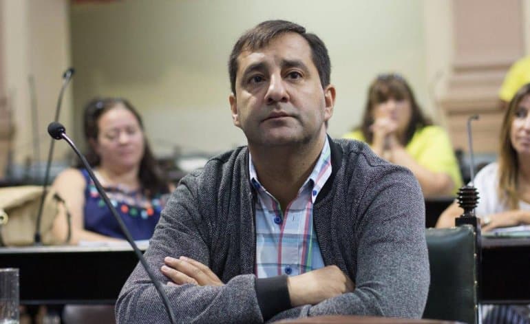 Desaforaron y detuvieron al diputado de Cambiemos filmado mientras robaba