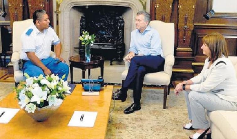 La ministra Bullrich aseguró que Macri apoya el reglamento que promueve el gatillo fácil