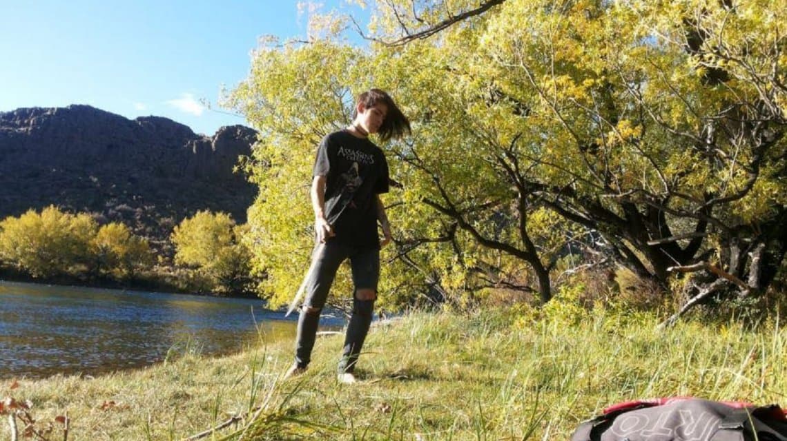 Habló la mamá del joven que se quitó la vida acusado falsamente de abuso: «Agustín era vulnerable»