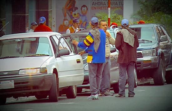 Denunció a un trapito que la agredió por no pagarle $130