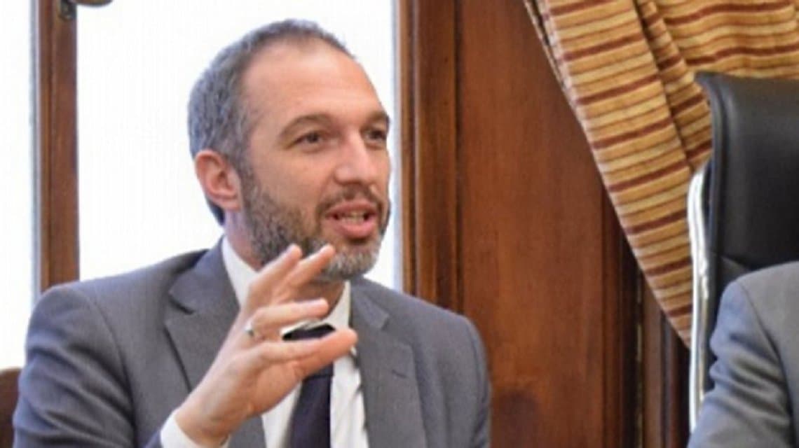 Denuncian que el candidato de Macri para la Cámara Electoral truchó su currículum