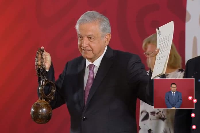 López Obrador firmó el decreto para cerrar la prisión en Islas Marías: «Más escuelas y menos cárceles»