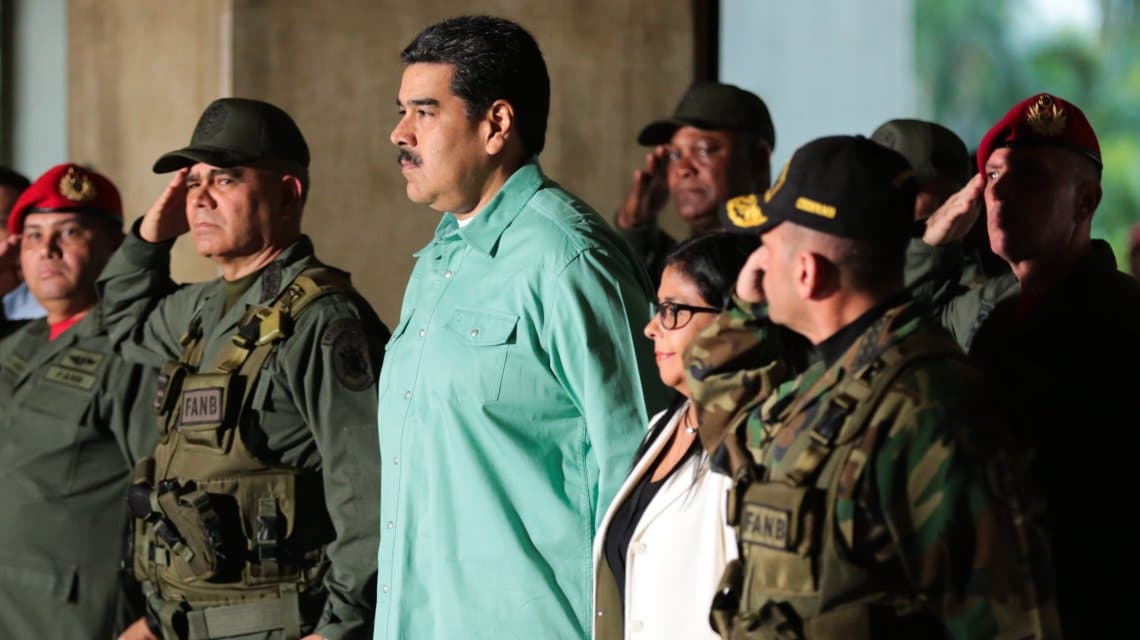 Venezuela cerró todos los puentes fronterizos con Colombia