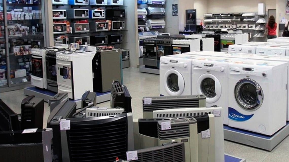 Pagar un electrodoméstico hasta en 12 cuotas puede duplicar su precio