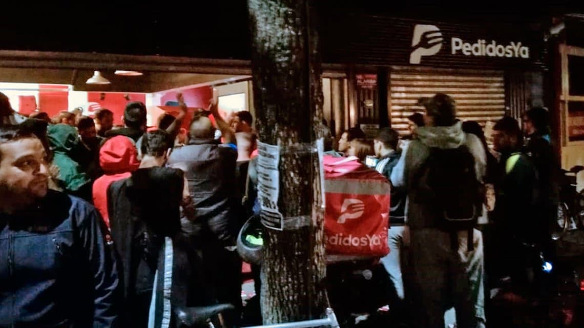 Denuncian más de 450 despidos en Pedidos Ya: amenazan con protestar en casas de comida