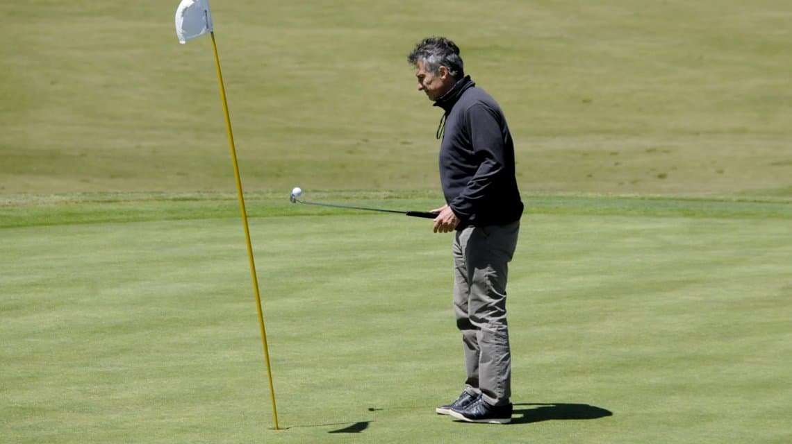 Tras un arduo viernes de trabajo, Mauricio Macri se va de otra vez de vacaciones