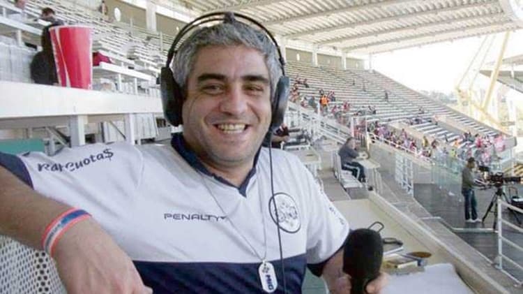 La catarata de insultos del relator de Gimnasia luego de la expulsión de Faravelli en el clásico ante Estudiantes