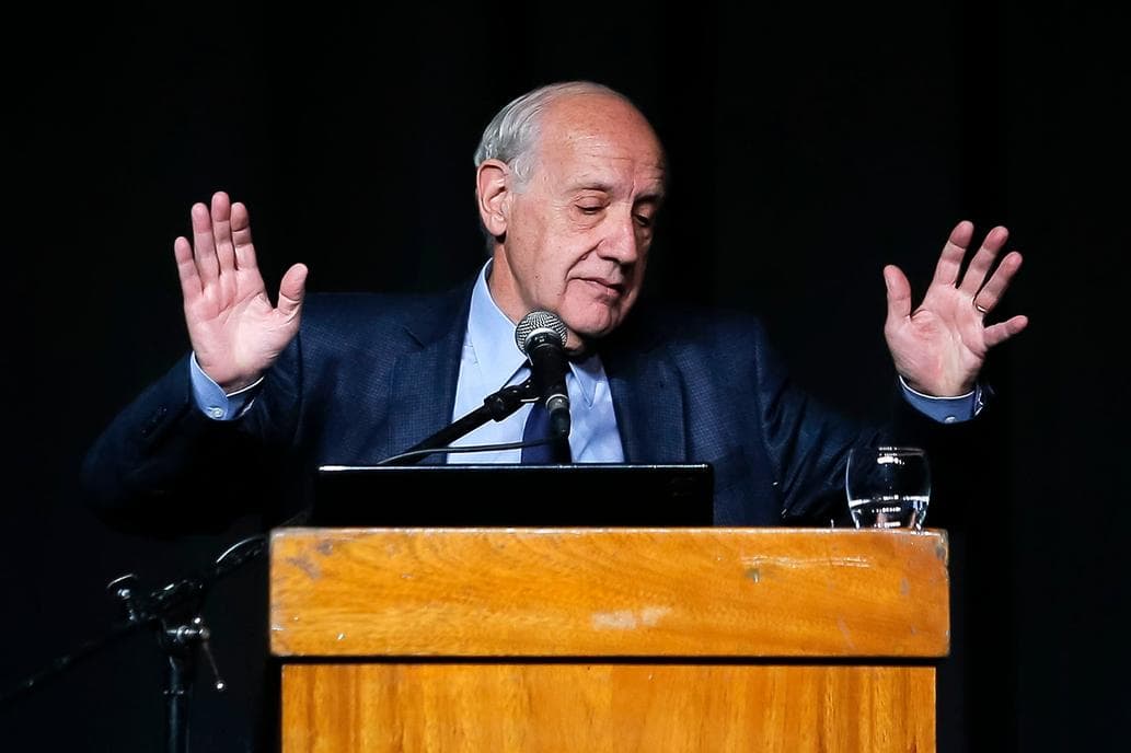 Lavagna rechazó un eventual diálogo con Cristina Kirchner